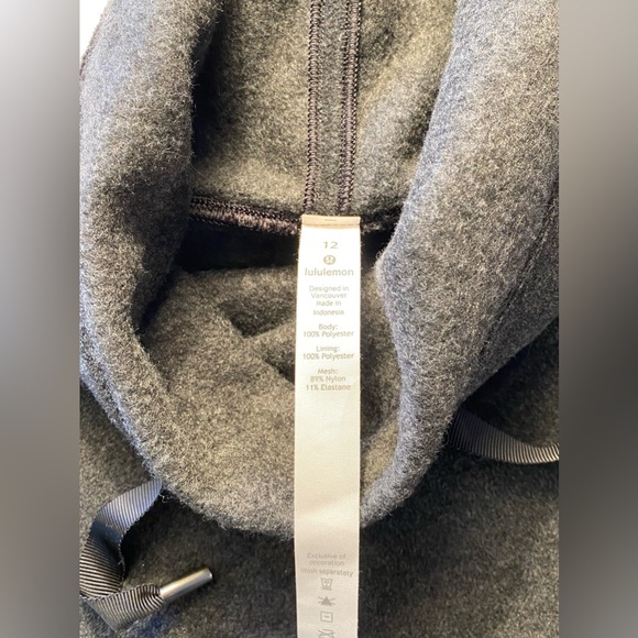 Lululemon Women’s Fleece Pullover size 12  Black - Picture 4 of 5